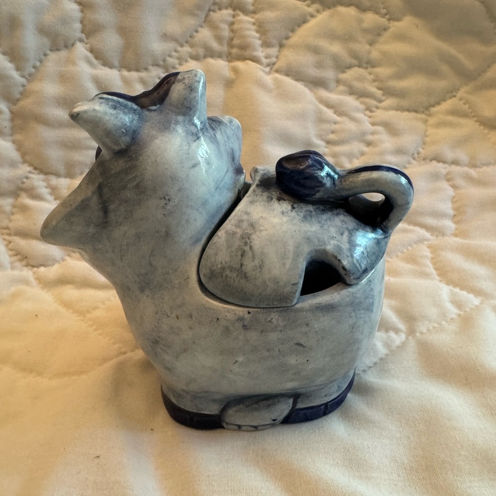 Charming Blue and White Ceramic Cow Creamer Set - Picture 6 of 8